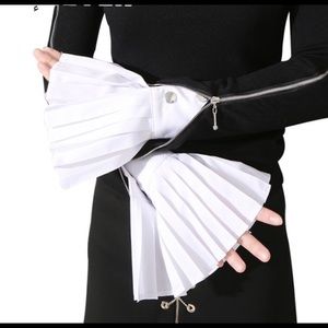 The Anastasia✨Chic Pleated Cuff Extenders✨Trending